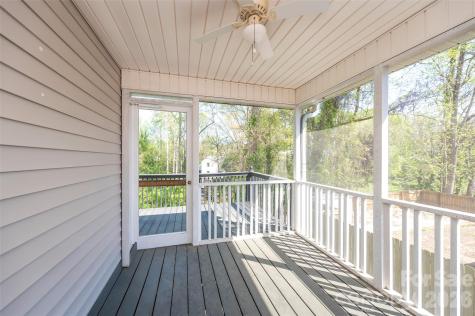 5125 Old Plantation Circle Winston Salem NC 27104