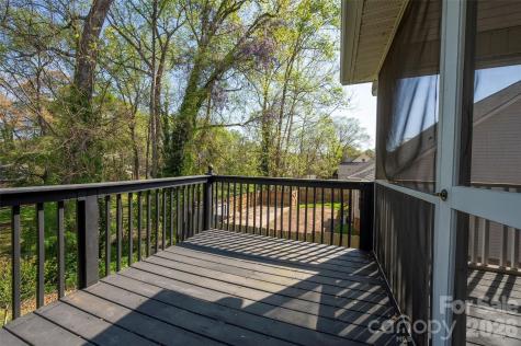 5125 Old Plantation Circle Winston Salem NC 27104