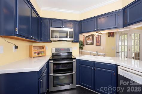 5125 Old Plantation Circle Winston Salem NC 27104
