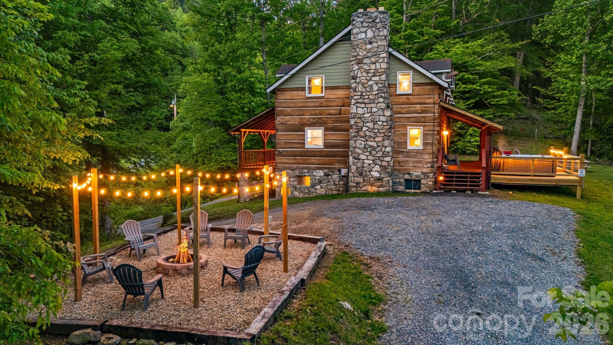 114 Johns Creek Road Canton NC 28716