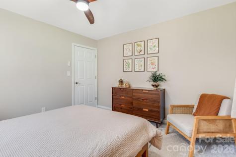 114 Johns Creek Road Canton NC 28716