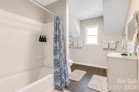 114 Johns Creek Road Canton NC 28716