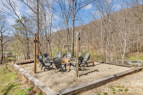 114 Johns Creek Road Canton NC 28716