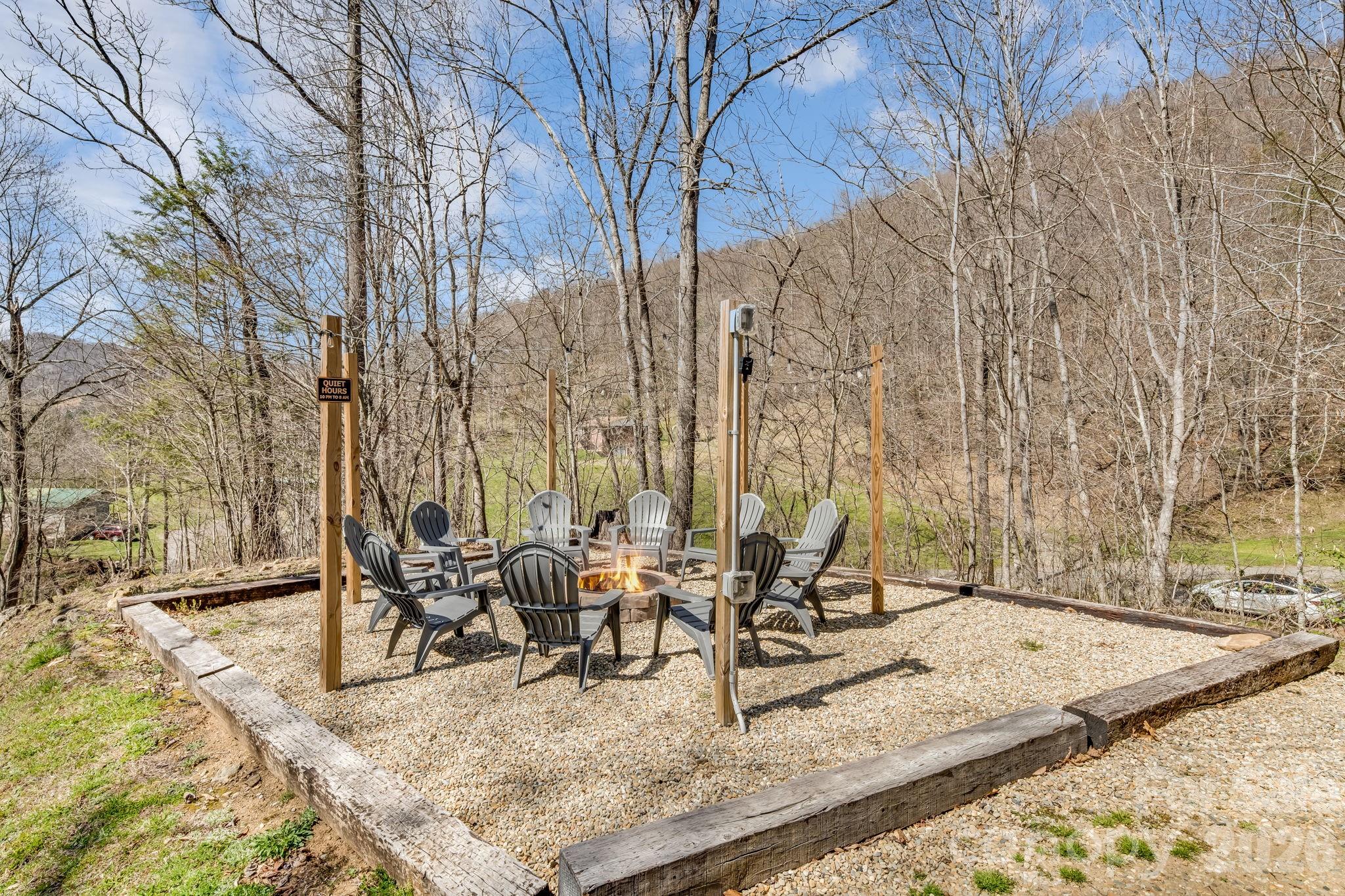 114 Johns Creek Road Canton NC 28716