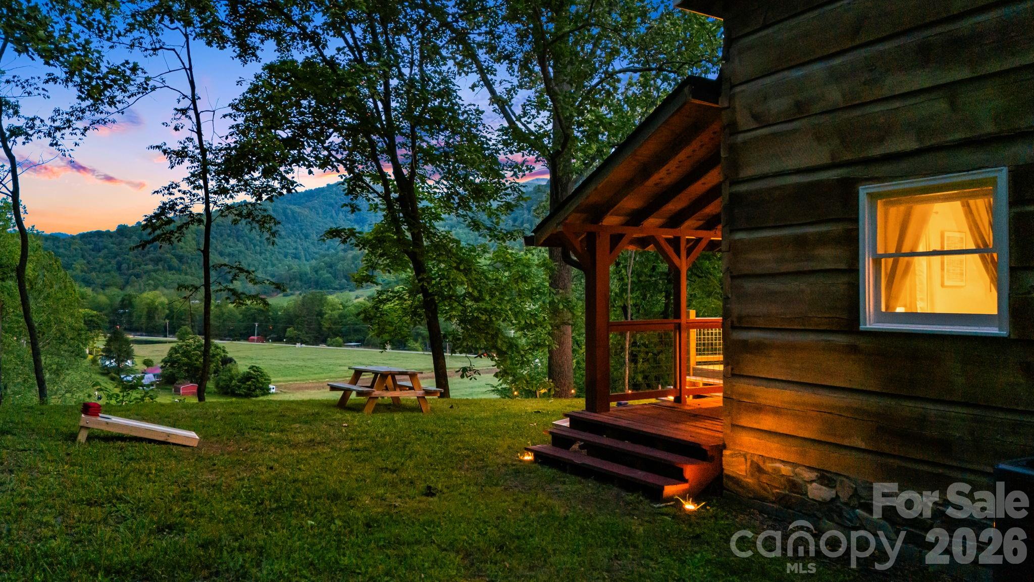 114 Johns Creek Road Canton NC 28716