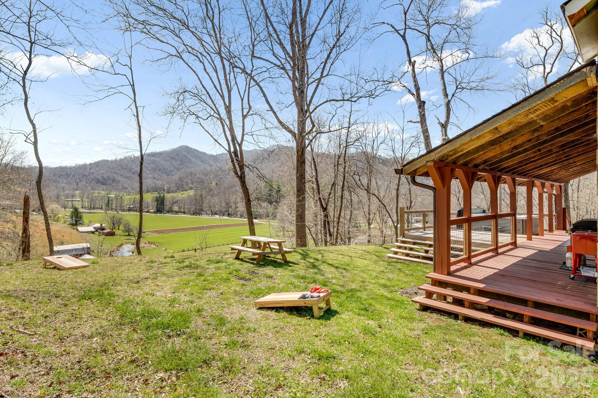 114 Johns Creek Road Canton NC 28716
