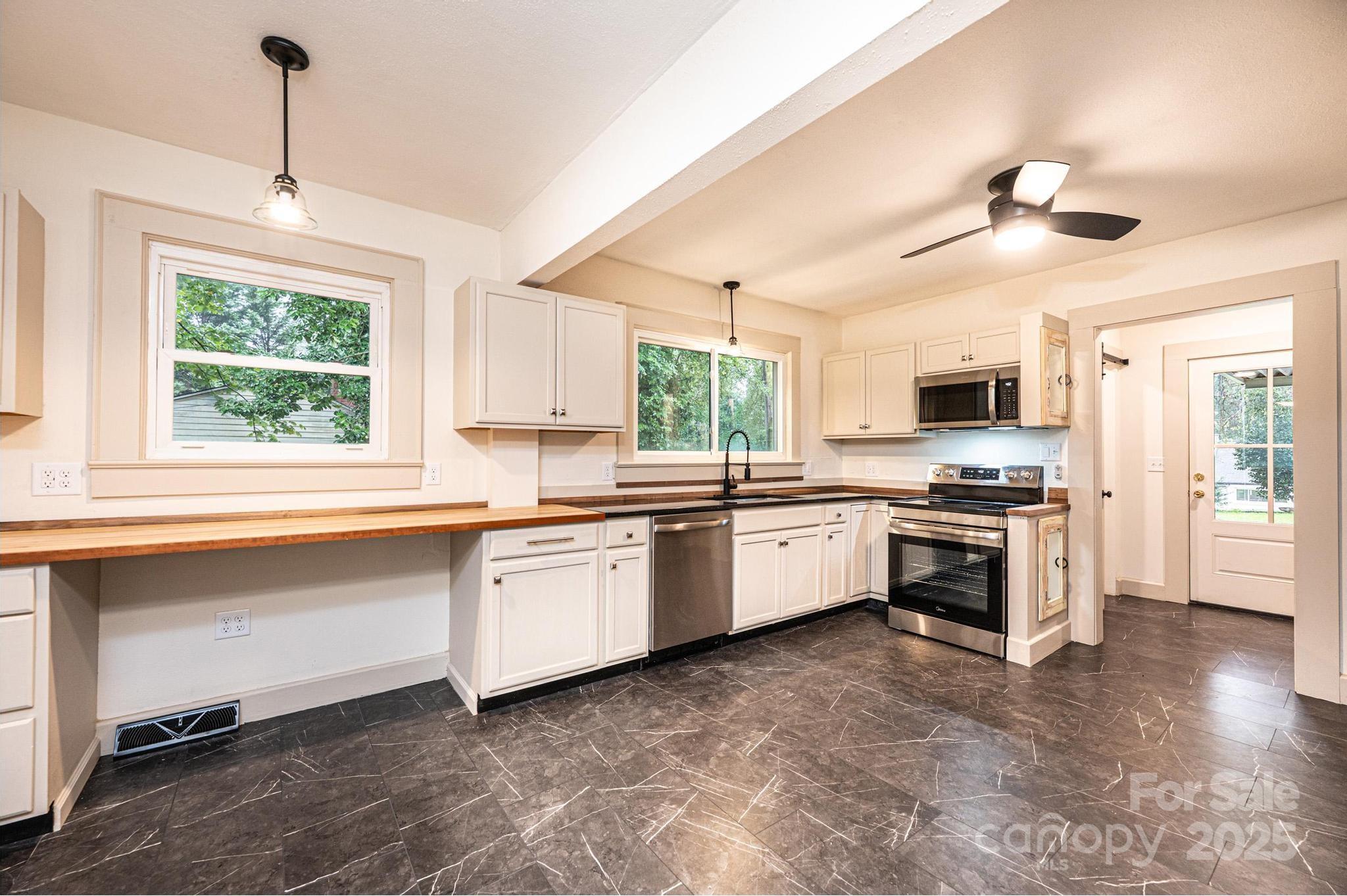 526 Kentwood Street SW Lenoir NC 28645