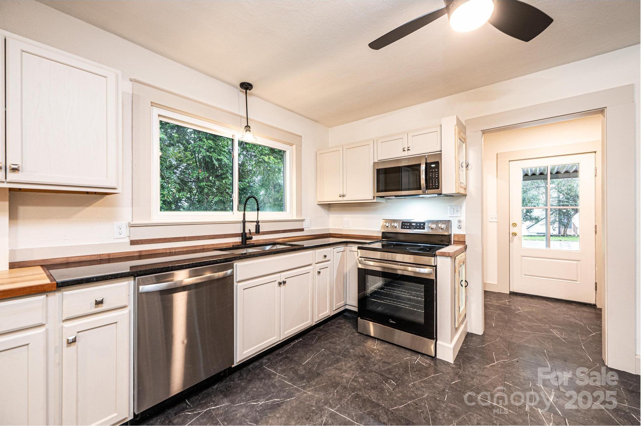 526 Kentwood Street SW Lenoir NC 28645