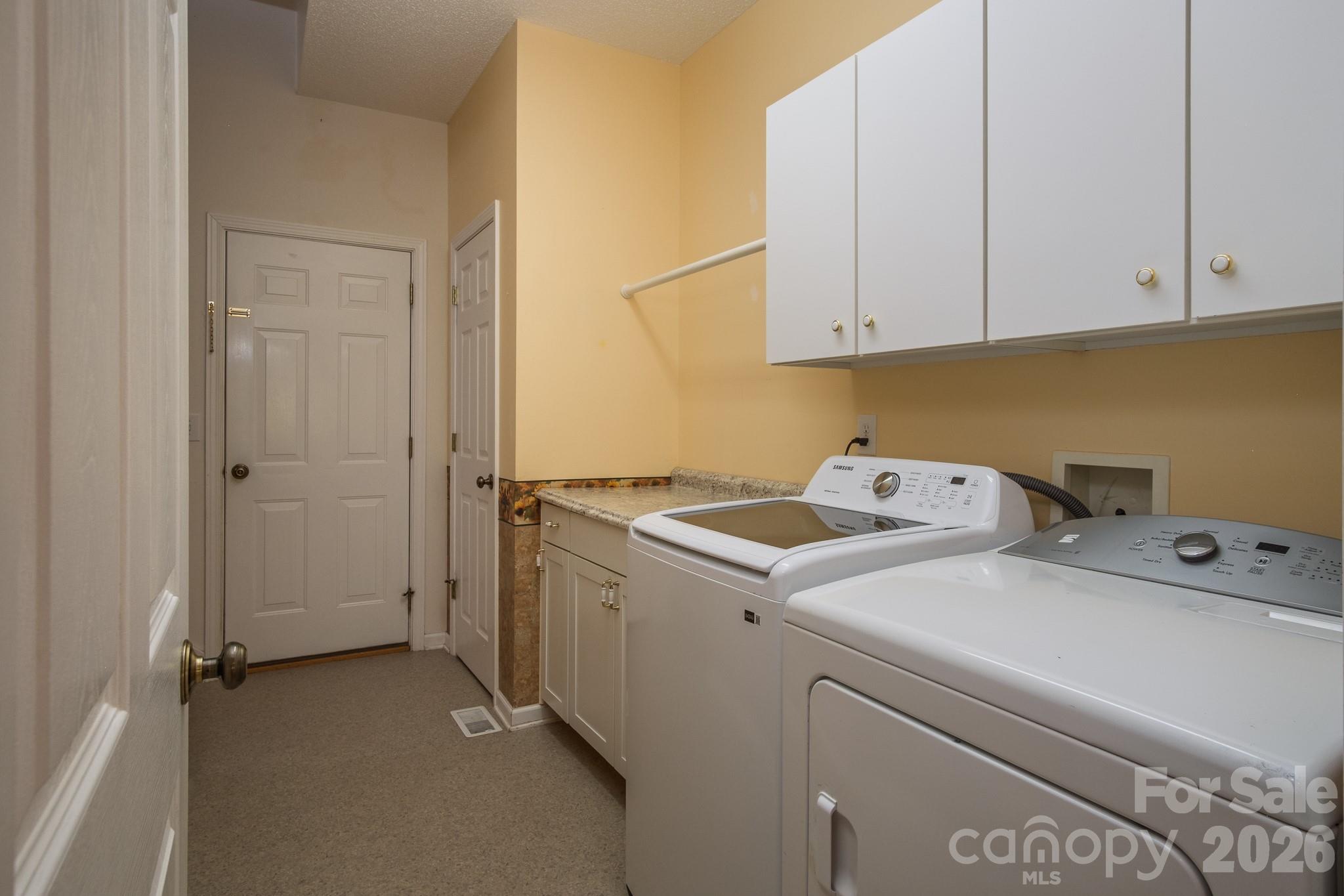 113 Fairway Knoll Drive Hendersonville NC 28739