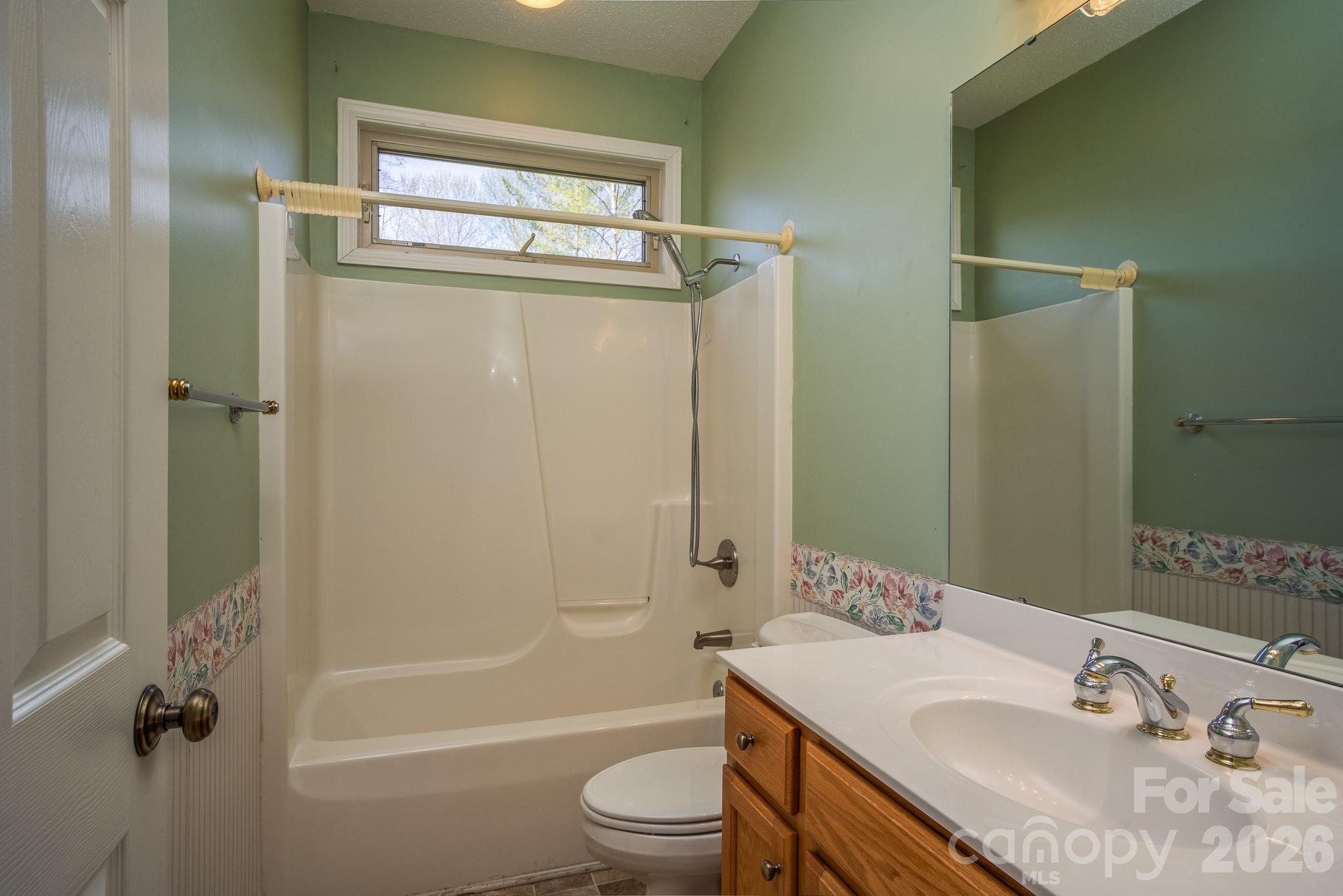 113 Fairway Knoll Drive Hendersonville NC 28739