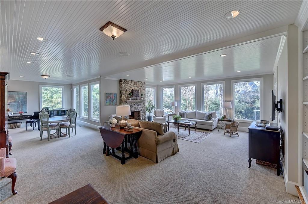 3751 Sedgewood Circle Charlotte NC 28211