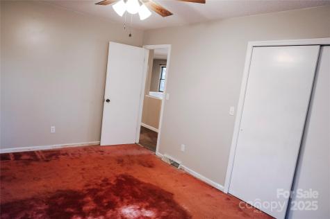 7 Windy Hollow Road Asheville NC 28806