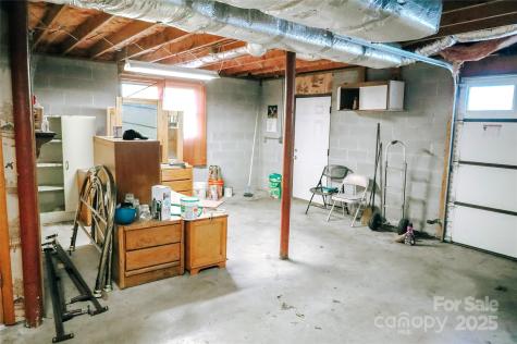 7 Windy Hollow Road Asheville NC 28806