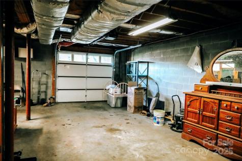 7 Windy Hollow Road Asheville NC 28806