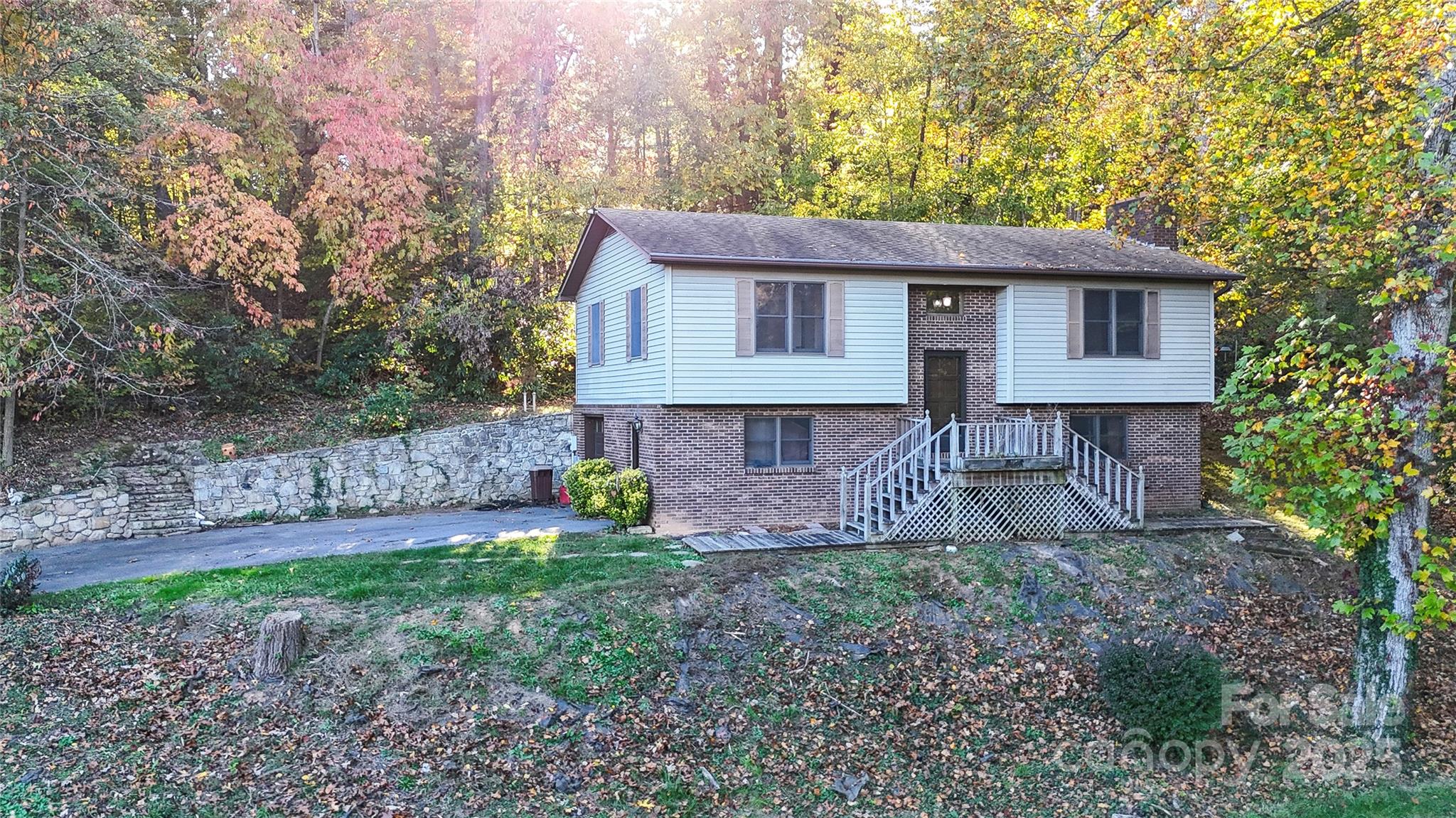 7 Windy Hollow Road Asheville NC 28806