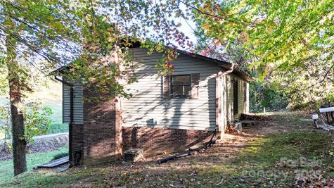 7 Windy Hollow Road Asheville NC 28806