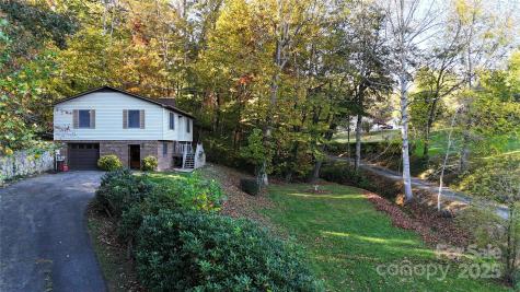 7 Windy Hollow Road Asheville NC 28806