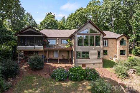 163 Old Poplar Lane Flat Rock NC 28731
