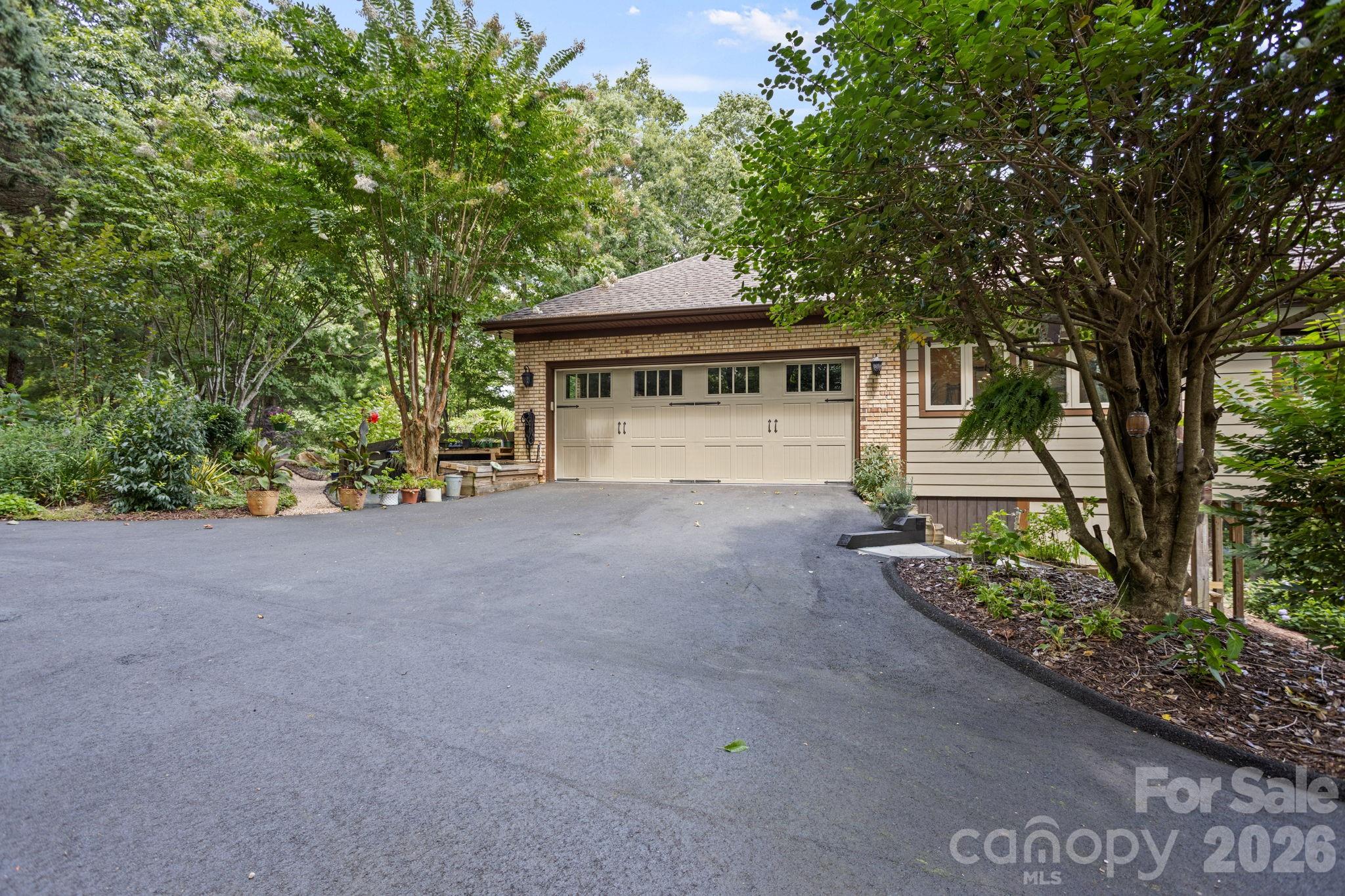 163 Old Poplar Lane Flat Rock NC 28731
