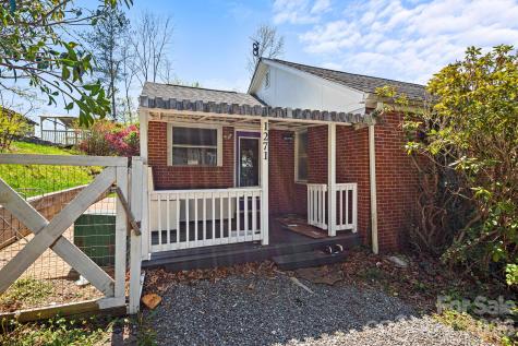 1271 Upper Brush Creek Road Fairview NC 28730