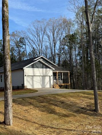 4581 Riverside Road Lancaster SC 29720