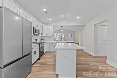 4581 Riverside Road Lancaster SC 29720