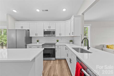 4581 Riverside Road Lancaster SC 29720
