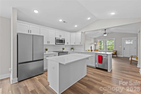 4581 Riverside Road Lancaster SC 29720