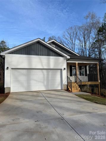 4581 Riverside Road Lancaster SC 29720