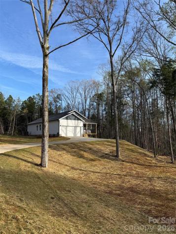 4581 Riverside Road Lancaster SC 29720