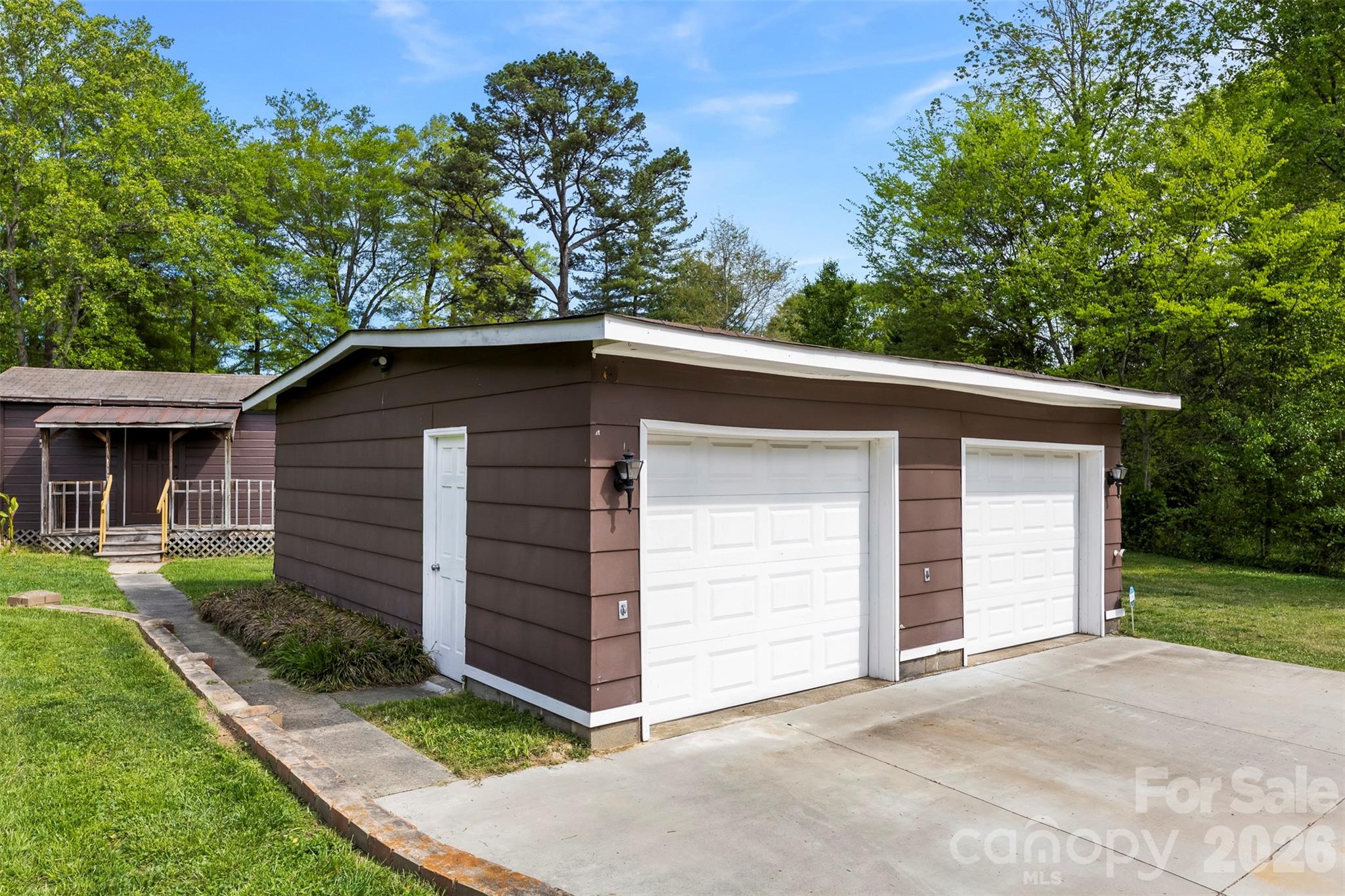 2200 Simmons Street Gastonia NC 28052