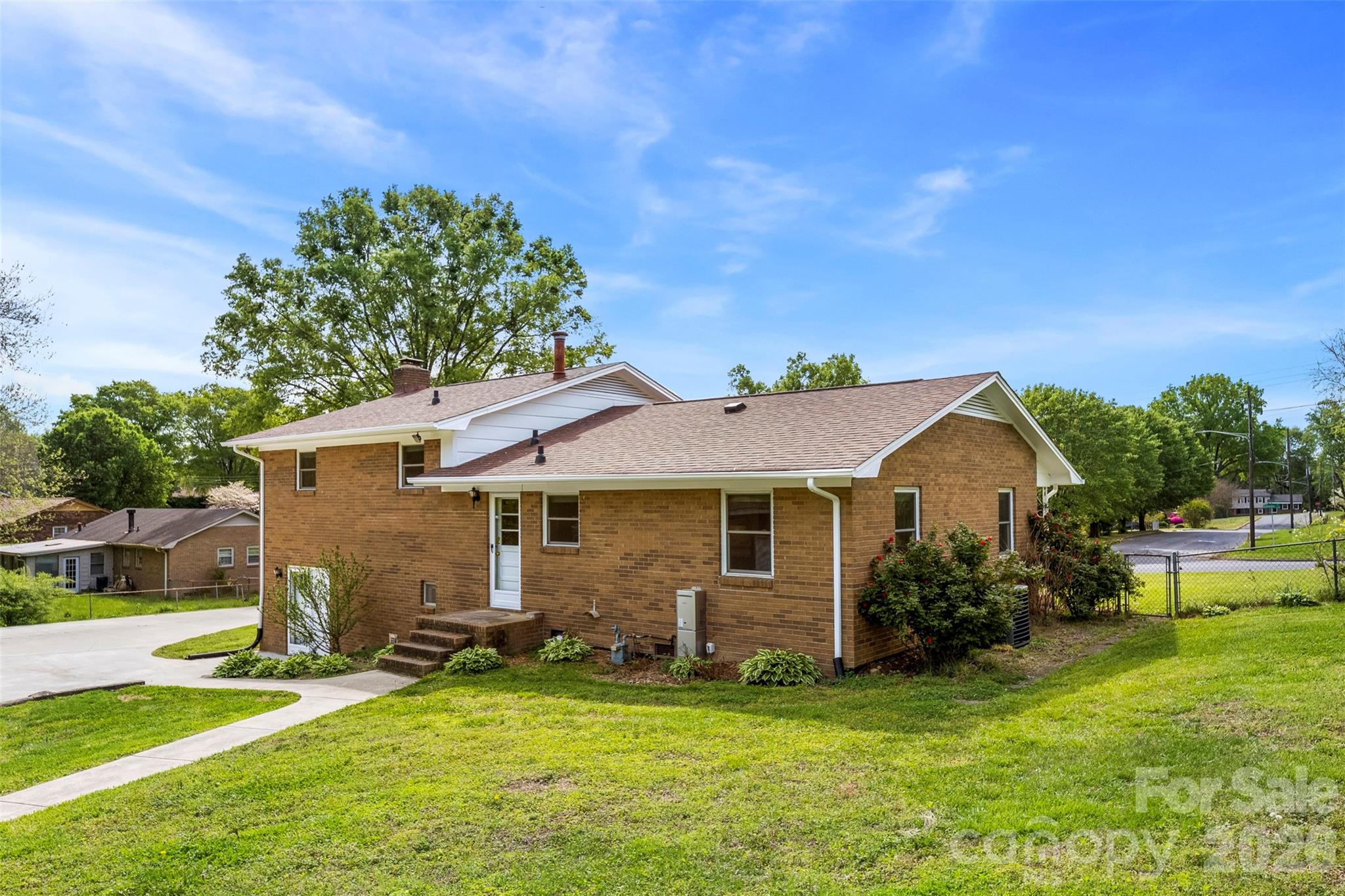 2200 Simmons Street Gastonia NC 28052