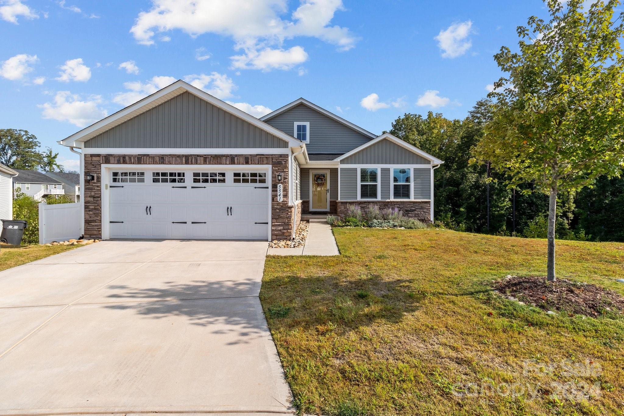 5541 Hughesdale Drive Charlotte NC 28215