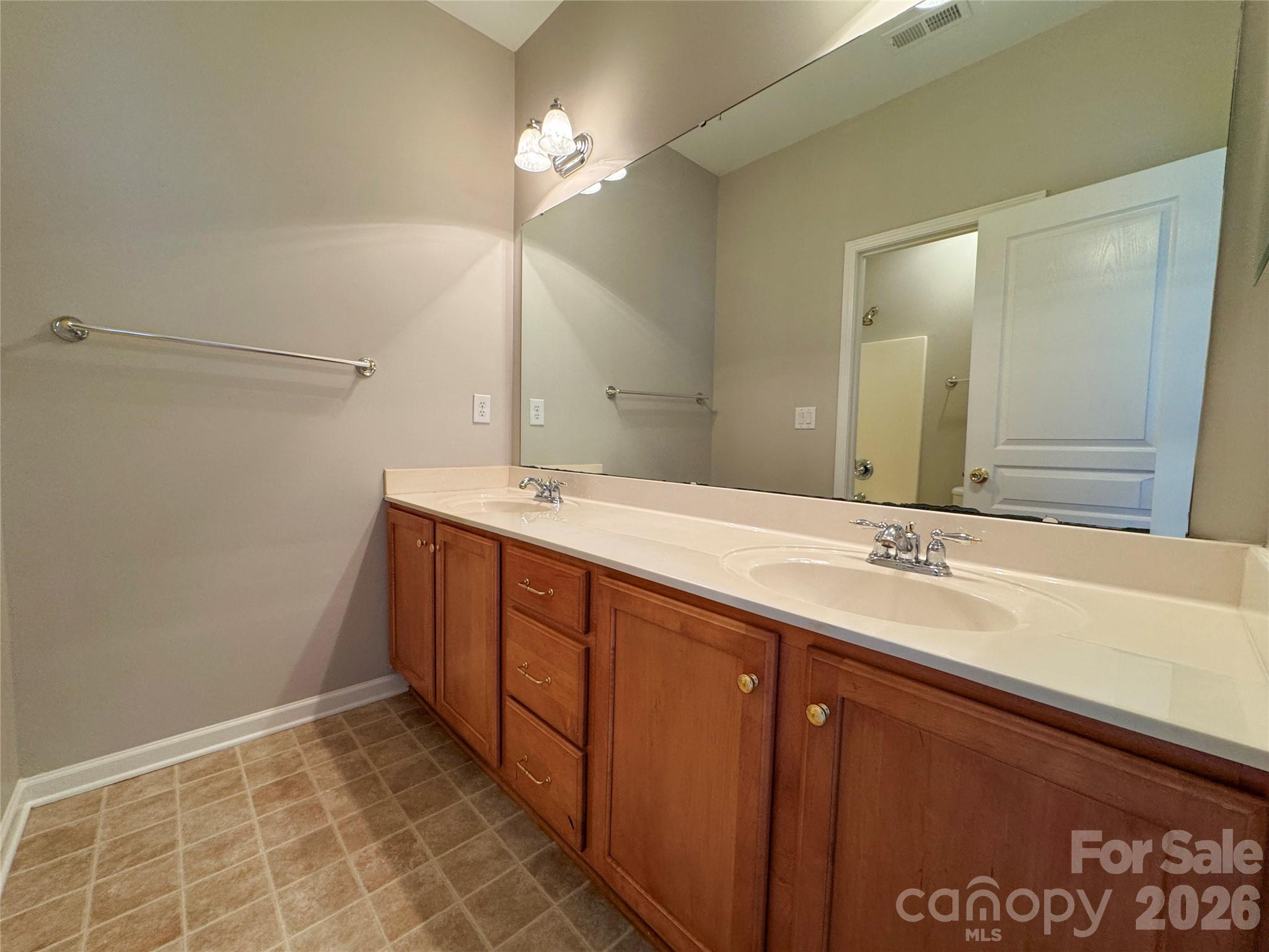 4102 Barclay Forest Drive Charlotte NC 28213