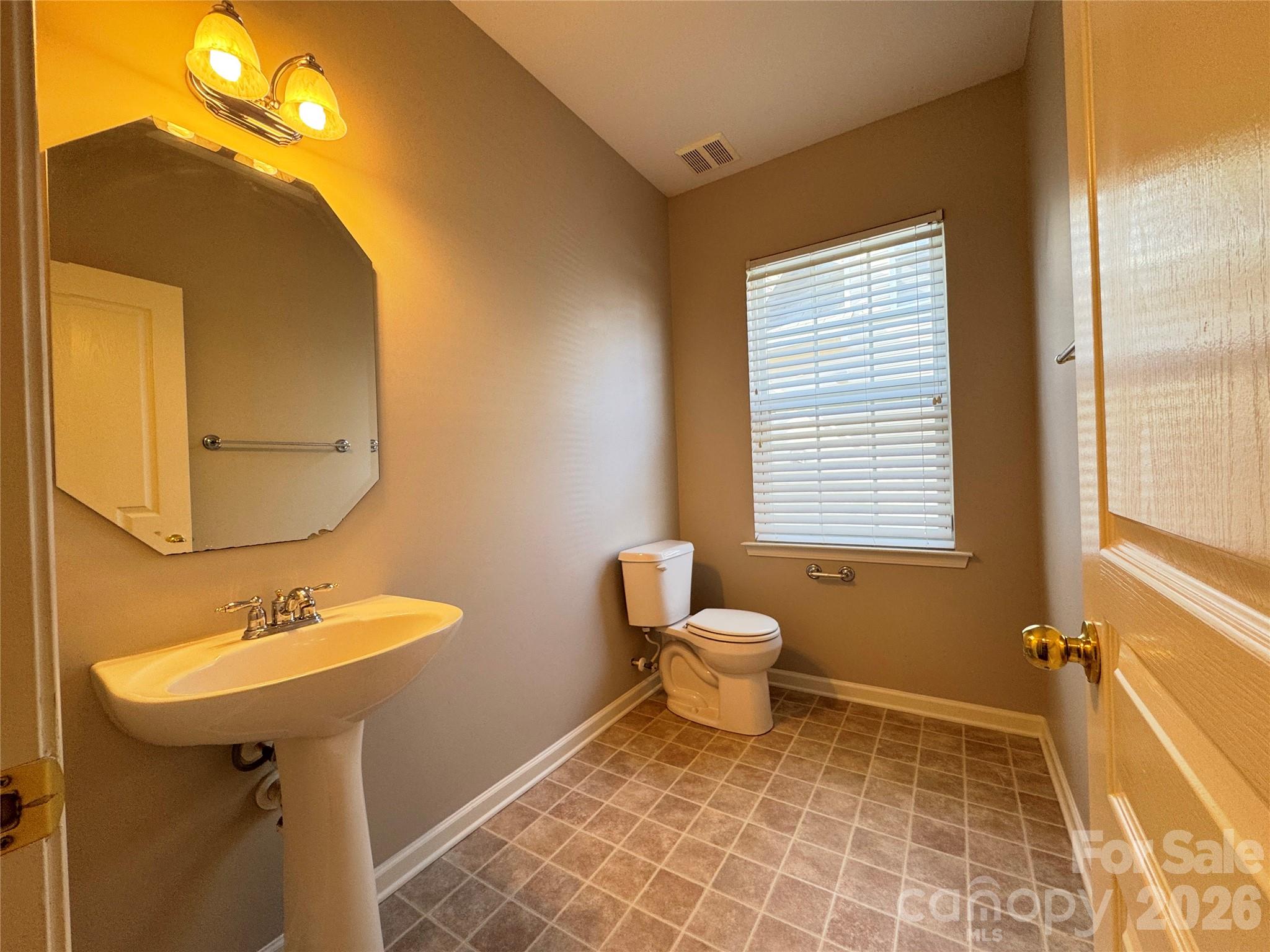 4102 Barclay Forest Drive Charlotte NC 28213