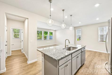 1325 Southern Sugar Drive Charlotte NC 28262