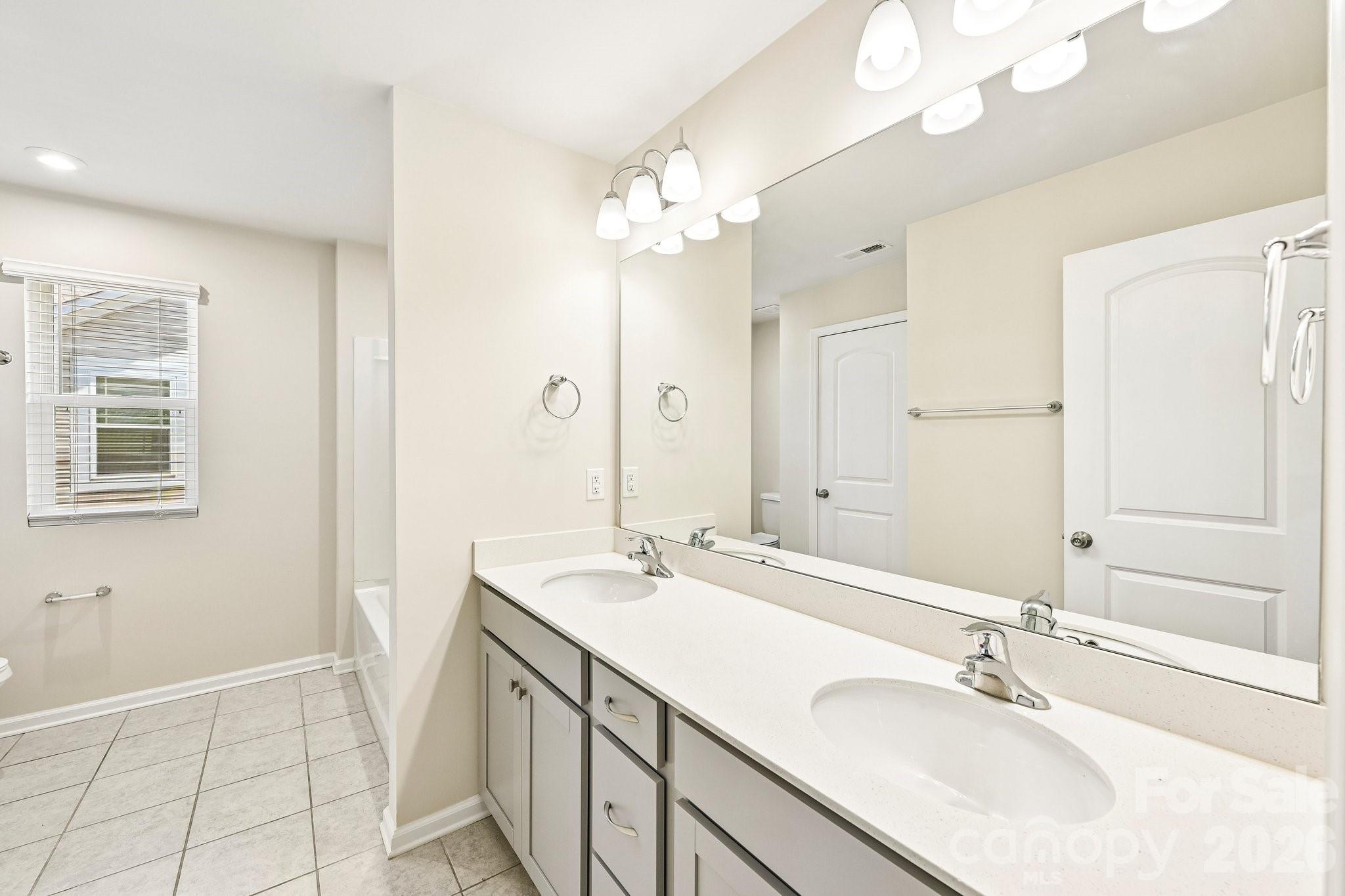 1325 Southern Sugar Drive Charlotte NC 28262
