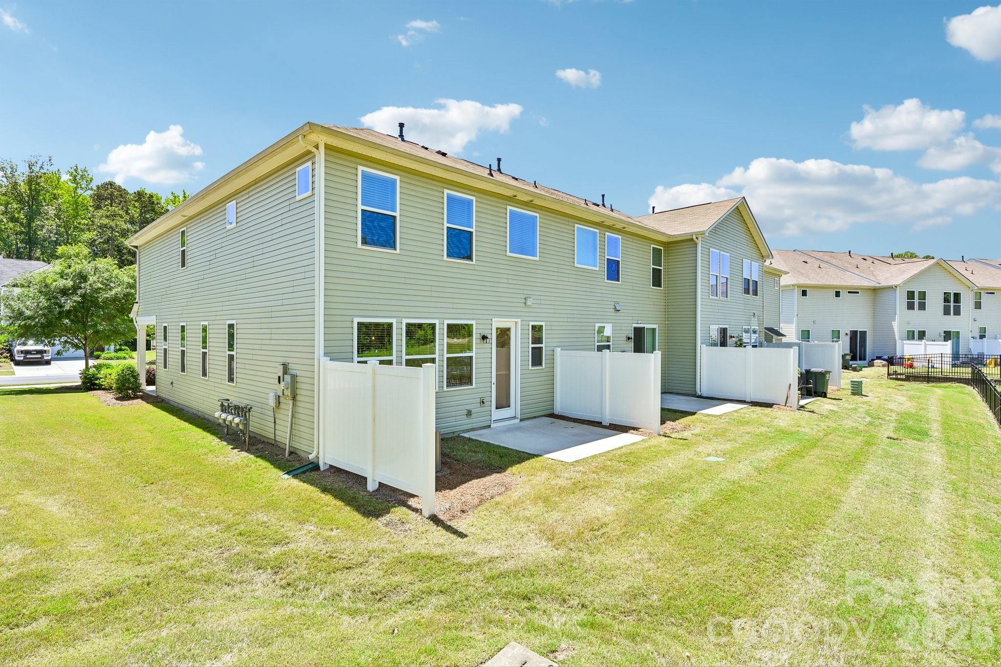 1325 Southern Sugar Drive Charlotte NC 28262