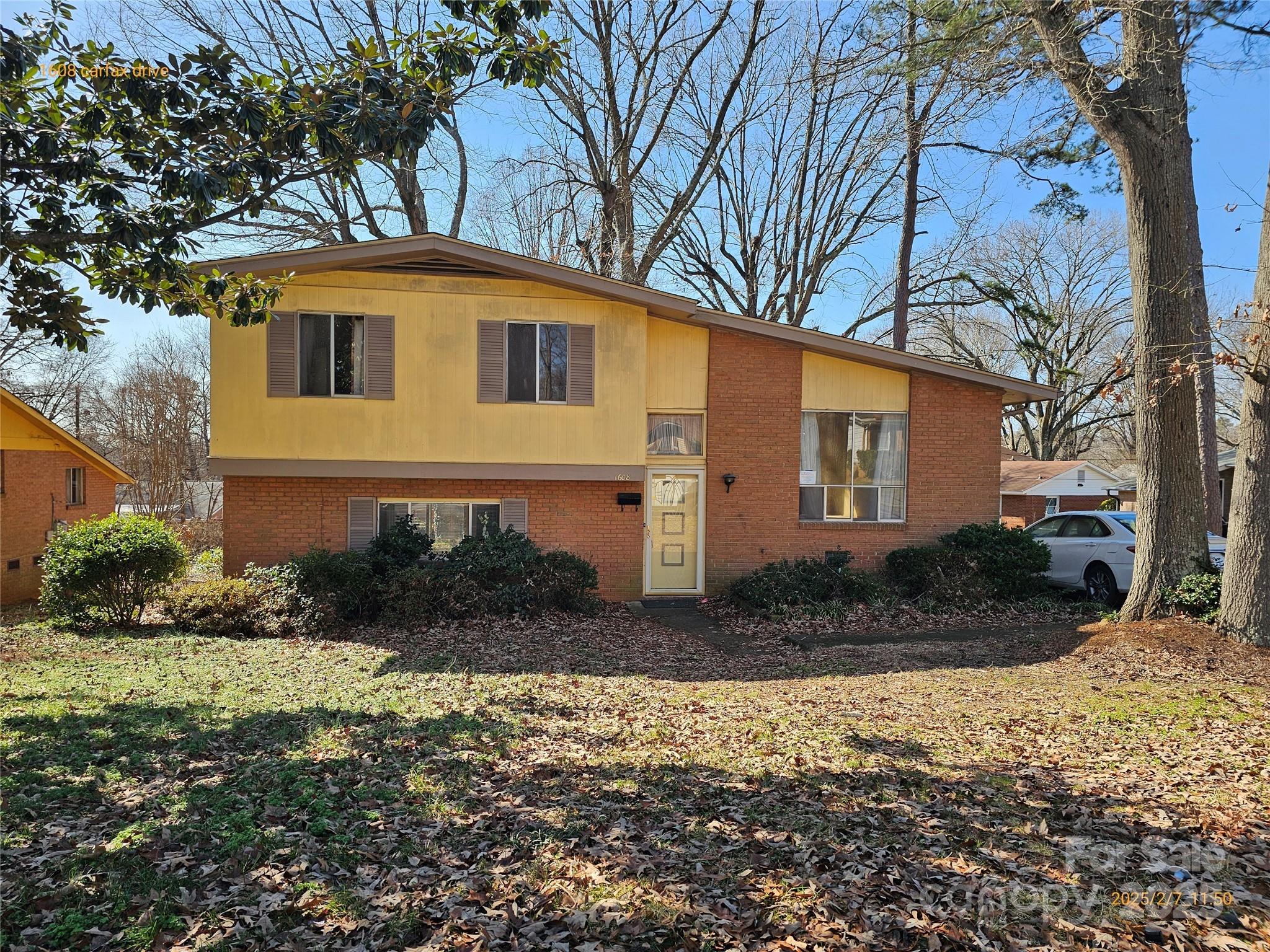 1608 Carfax Drive Charlotte NC 28216