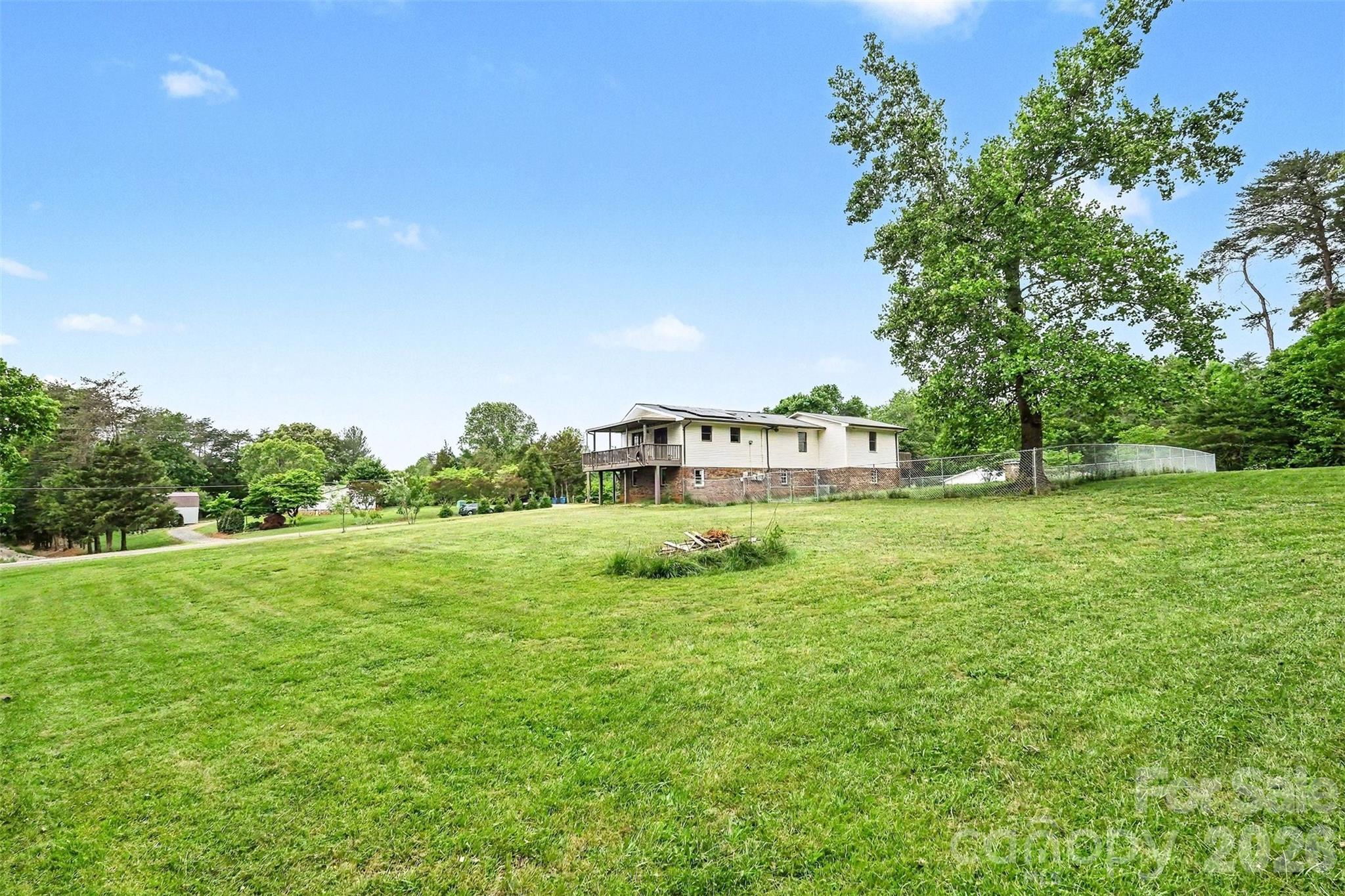 2960 Lavina Lane Claremont NC 28610