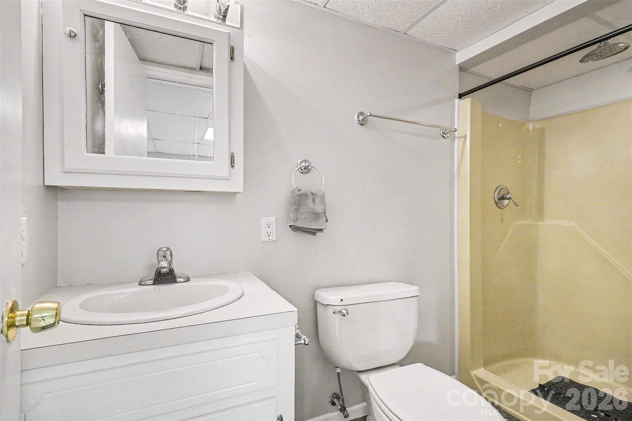2960 Lavina Lane Claremont NC 28610