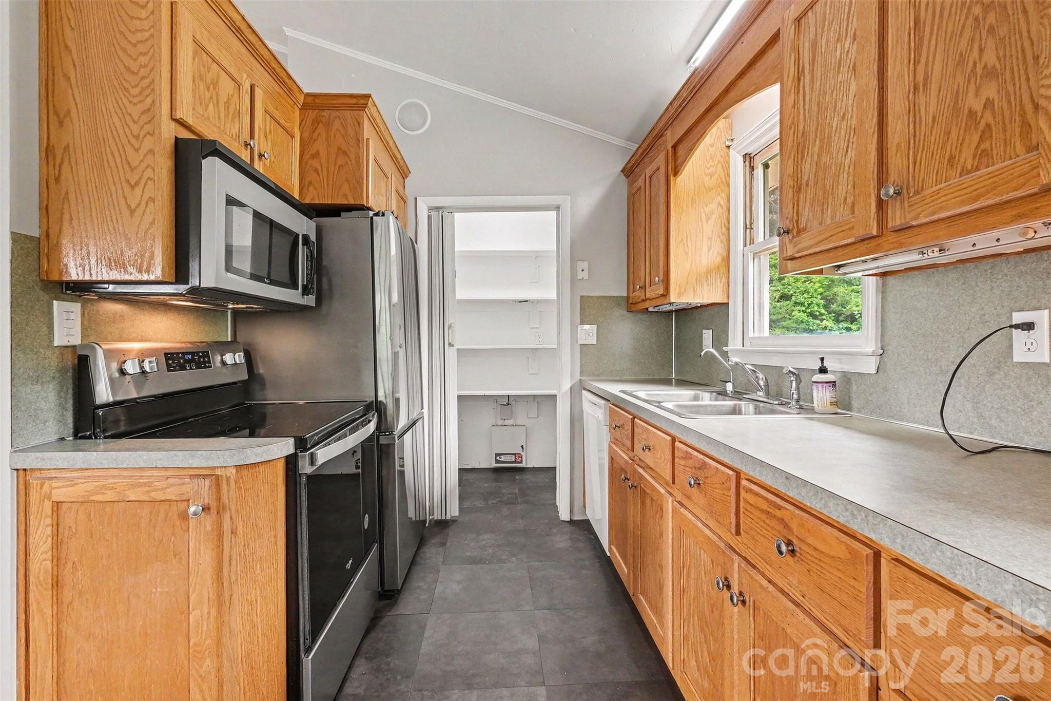 2960 Lavina Lane Claremont NC 28610