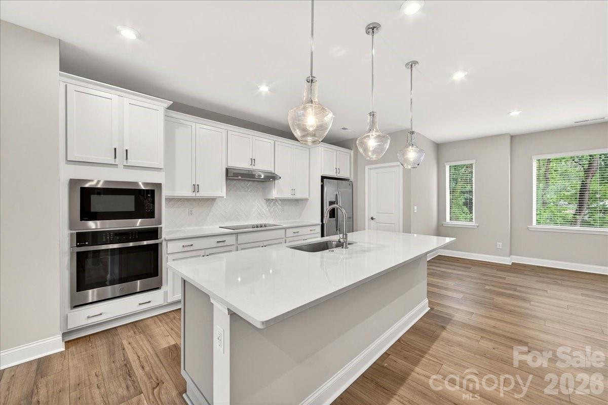 921 Archway Lane Charlotte NC 28217