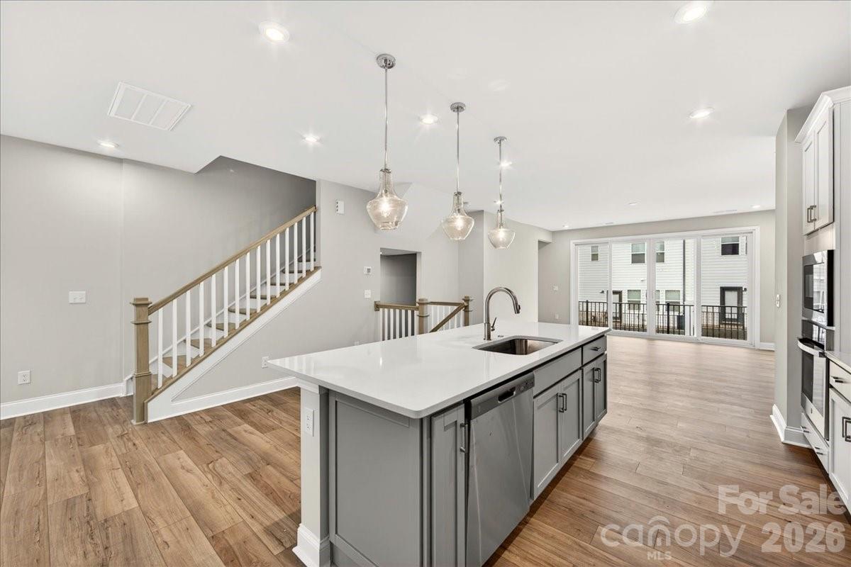 921 Archway Lane Charlotte NC 28217