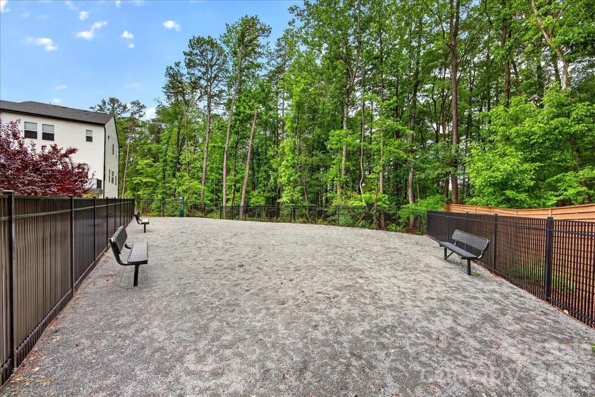 921 Archway Lane Charlotte NC 28217