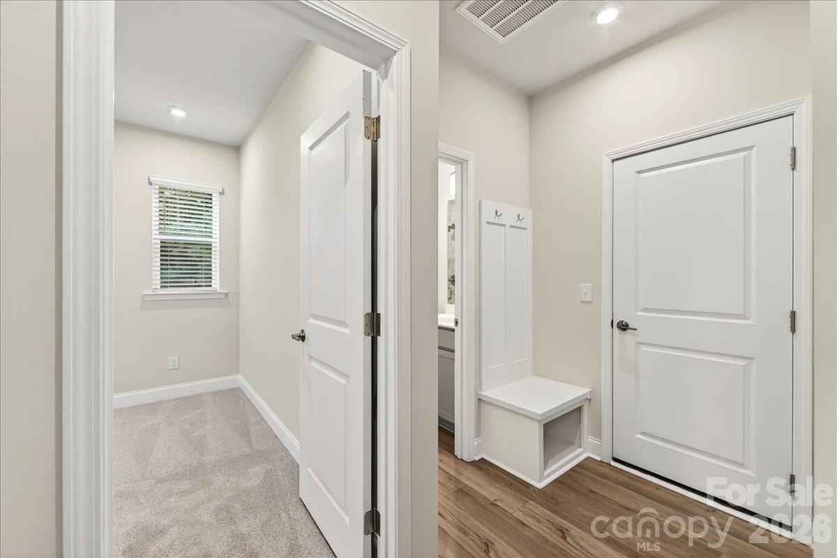 921 Archway Lane Charlotte NC 28217