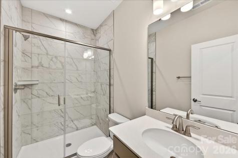 921 Archway Lane Charlotte NC 28217