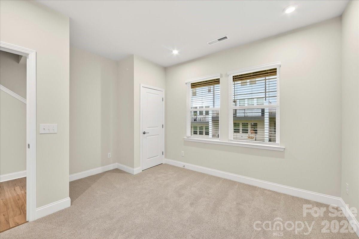 921 Archway Lane Charlotte NC 28217