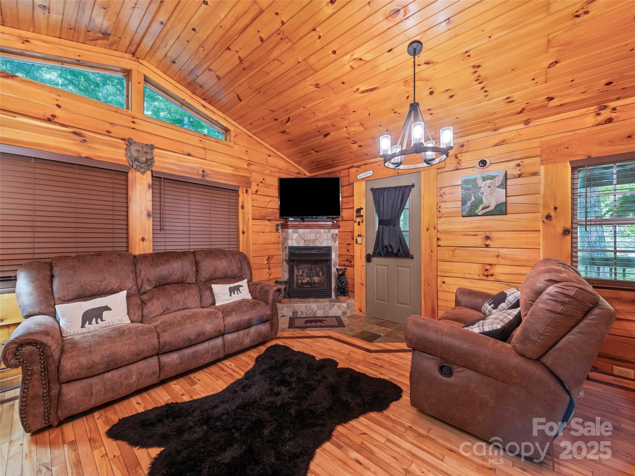 839 Wolf Laurel Drive Maggie Valley NC 28751