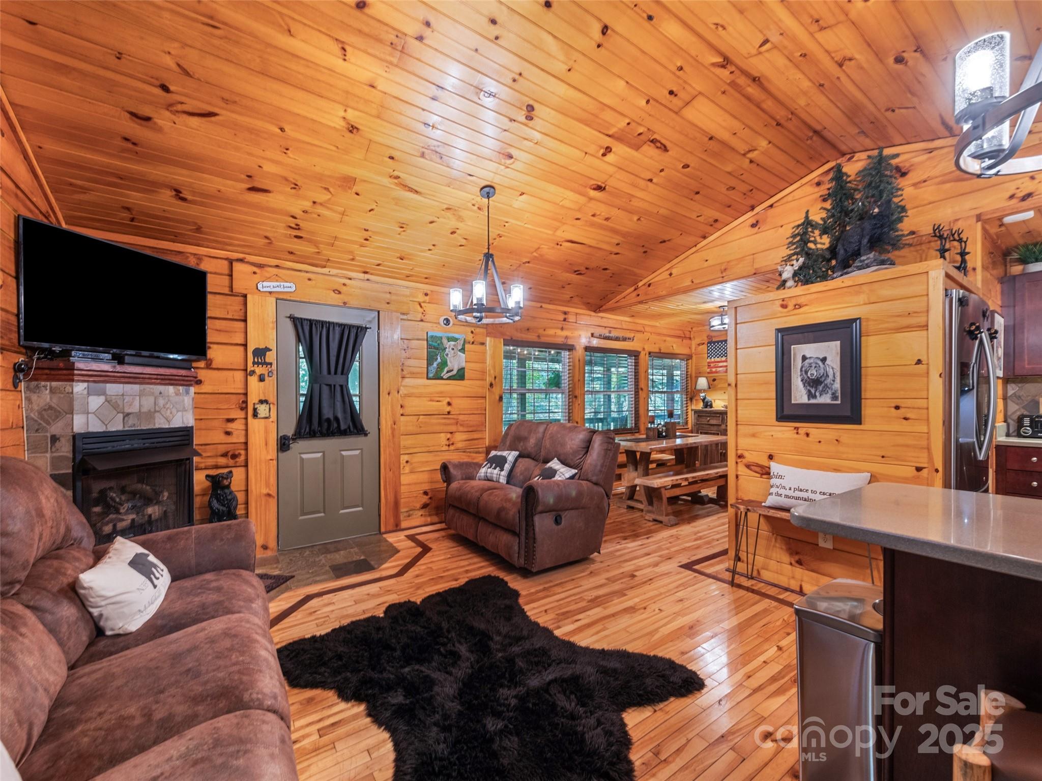 839 Wolf Laurel Drive Maggie Valley NC 28751